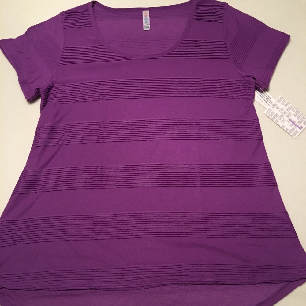 👚LulaRoe Textured Classic (L)
